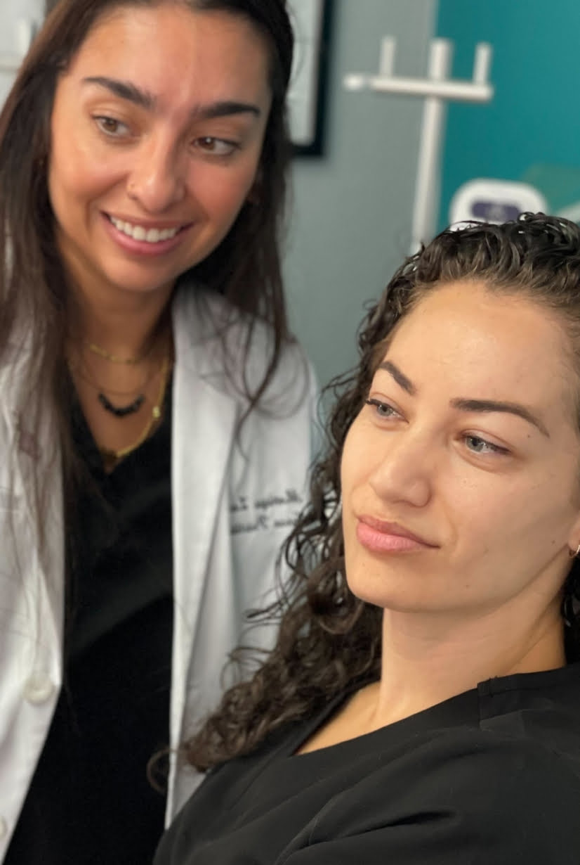 happy-patient-at-medical-spa-1-img